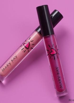 Unlimited lip gloss mary kay