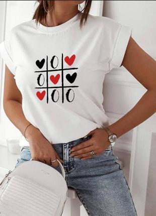 Жіноча футболка з принтом "сердечка і нулики" push it