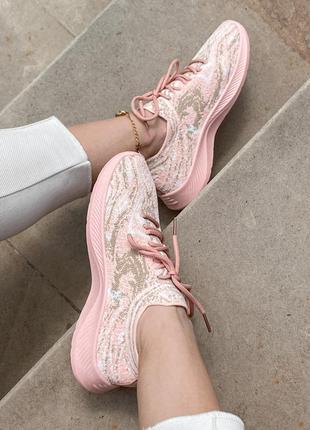 Жіночі кросівки рожеві7 фото