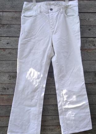 Джинсы белые