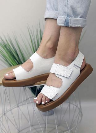 Женские сандали (босоножки) на платформе белые кожаные (сандалии из натуральной кожи белого цвета) - женская обувь на лето 2022