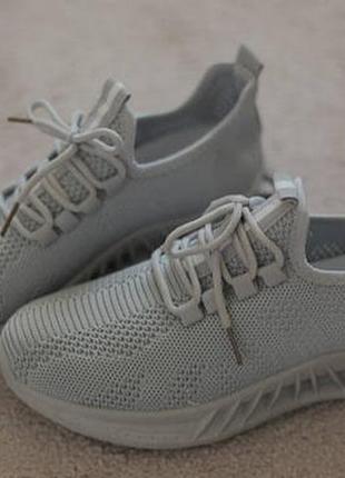 Серые трикотажные кроссовки р 36-41