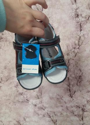 Детские босоножки босоніжки дитячі шкіряні кожаные сандали2 фото