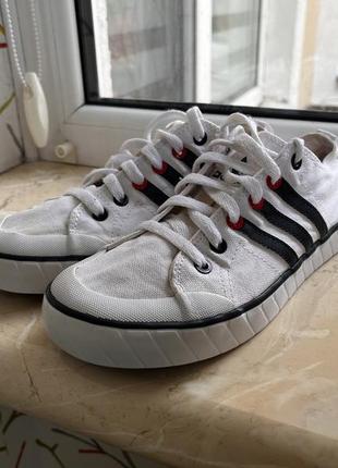 Кеди adidas білі2 фото