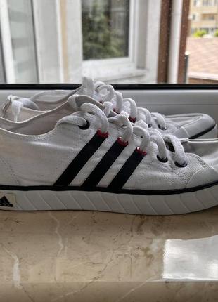 Кеди adidas білі7 фото