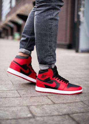 Мужские кроссовки nike air jordan 1 high red black 41-42-43-455 фото