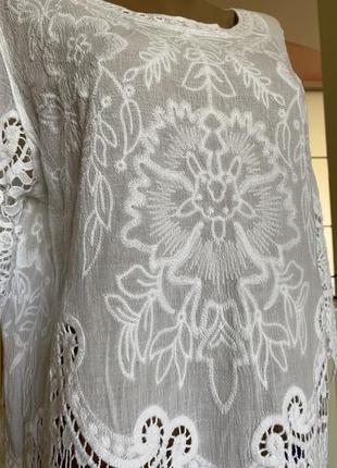 Білосніжна італійська котонова гаптована блузка нарядная блуза6 фото