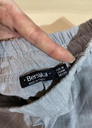 Женские шорты bershka5 фото