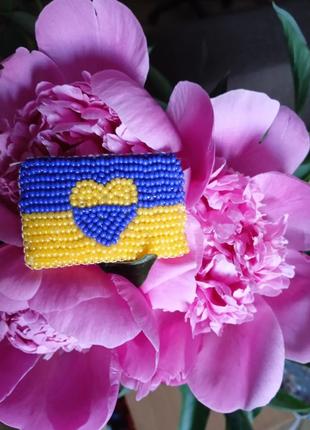 Прапор україни в сердці кожного.