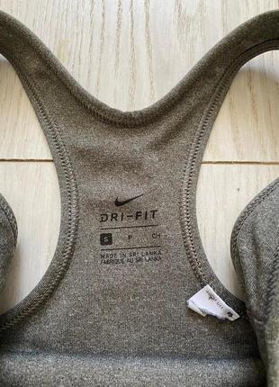 Жіночий спортивний топ nike dri-fit3 фото