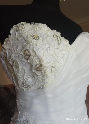 Весільне плаття, весільна сукня