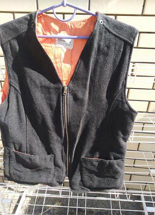 Жилетка женская двухсторонняя, размер с/м