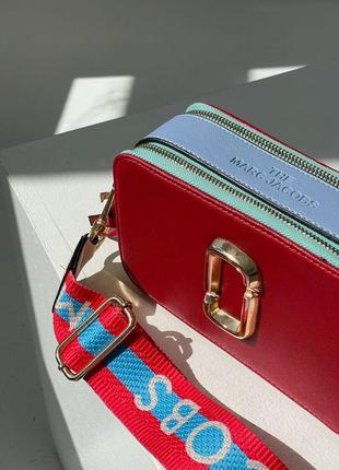 Marc jacobs the snapshot red sky новинка яскрава трендова сумочка марк джейкобс червона блакитна бренд яскрава червона блакитна міні сумка3 фото