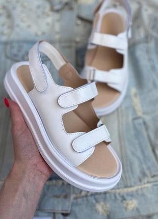 Босоніжки босоножки натуральна шкіра устрілка теж з натуральної шкіри кожа