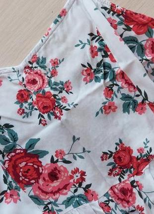 Короткий легке плаття-сарафан на тонких бретелях в квітковий принт h&m7 фото