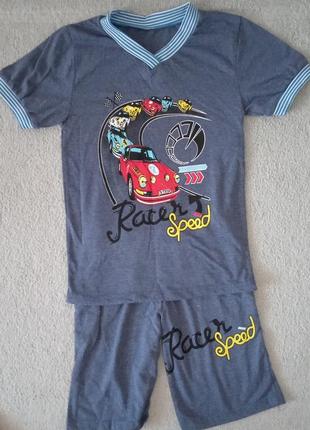 Комплект набор футболка и шорты бриджи на мальчика 6-8 лет