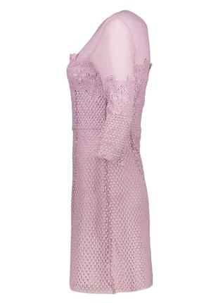 Неймовірної краси сукню з мереживом "кроше" ніжно-бузкового кольору4 фото
