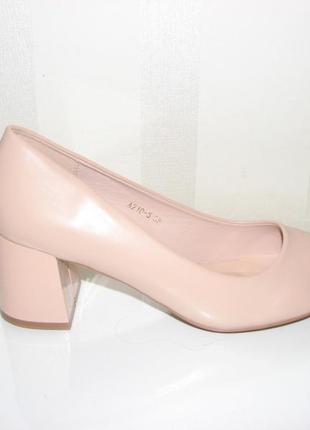 Женские бежевые туфли средний каблук размер 37 40