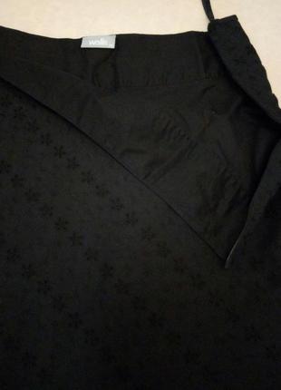 Черная юбка wallis с выбивкой2 фото