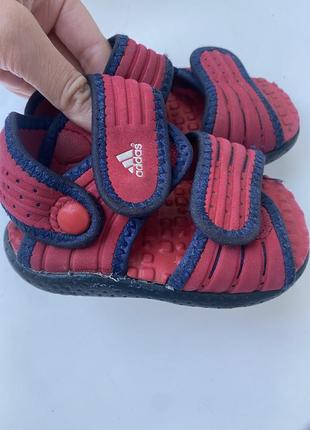 Босоніжки сандали adidas3 фото