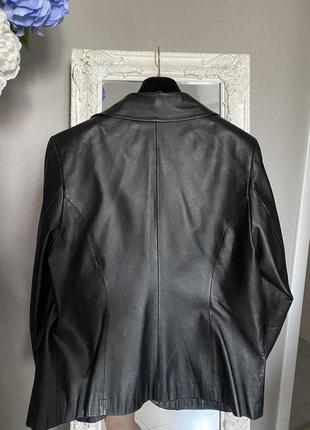 Шикарный кожаный пиджак7 фото