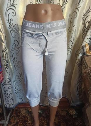 Літні жіночі бриджі