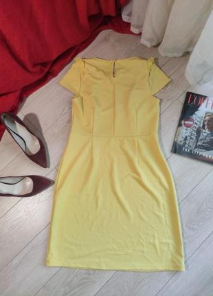 Літнє жовте плаття з рюшами3 фото