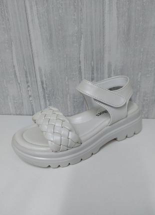Босоніжки, босоножки*