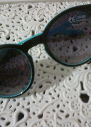 Солнезащитные очки4 фото