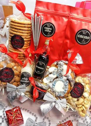 Подарунок на новий рік дівчині, мамі, дружині, сестрі, подрузі