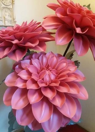 Георгины из изолона с подсветкой.