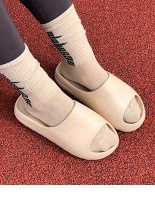 Шльопанці шльопанці босоніжки жіночі adidas girl slides бежеві / шльопанці босоніжки жіночі адідас адідас