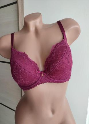 Бюстгальтер