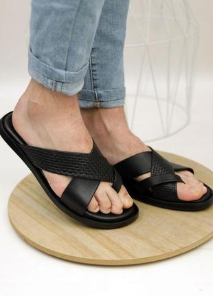 Мужские сланцы (шлепанцы) черные кожаные (шлепки из натуральной кожи черного цвета) - мужская обувь на лето 20222 фото