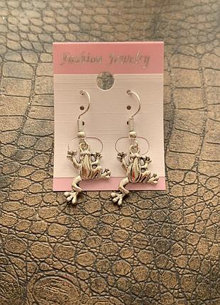 Серёжки с жабками