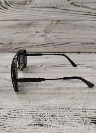 Сонцезахисні окуляри чорні унісекс4 фото