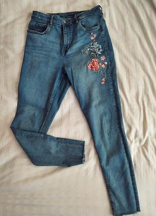 Жіночі джинси