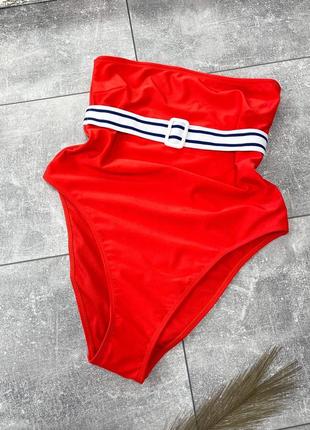 Красный слитный купальник бандо brave soul3 фото