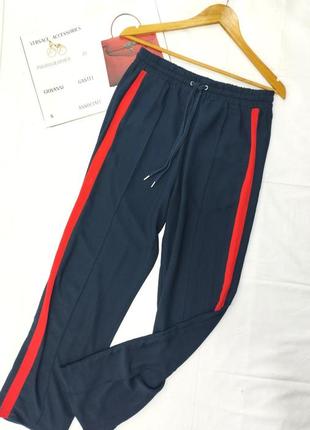 Синие штаны с красными лампасами брюки с карманами на завязках