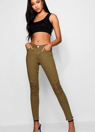 Крутецкие джинси скінні з дисстрессингом skinny