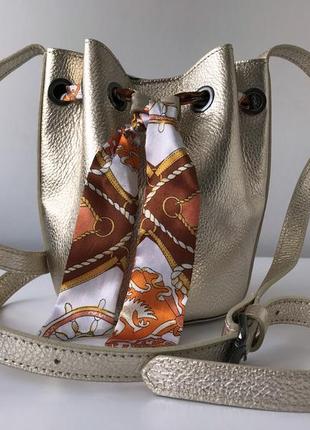 Кожаная сумочка торбочка кроссбоди 29427 натуральная кожа золото серебро1 фото