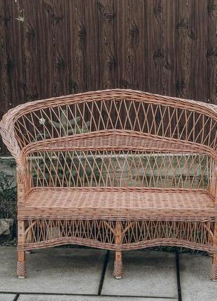 Диван плетеный со спинкой |скамейка из лозы | диван плетеный на 3 ножках1 фото