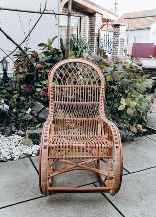 Кресло качалка кофейная для дачи | кресло качалка садовая из лозы | качалка дачная4 фото