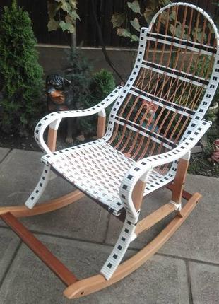 Кресло качалка плетеная белая складная2 фото