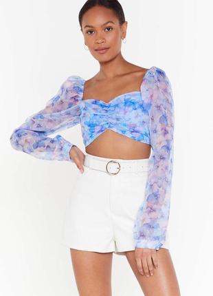 Блуза кроп топ из органзы с фиалками от nasty gal
