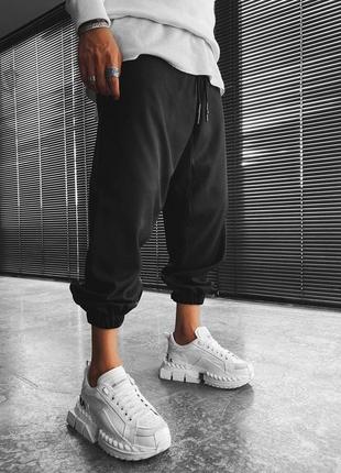 Спортивные штаны