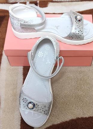 Ортопедические босоножки для девочки tom.m 37 р