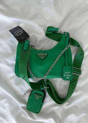 Трендова зелена стильна сумочка в стилі prada mini green нейлон женская зеленая сумка бренд