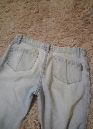Класные рваные джинсы  / класні рвані джинси3 фото