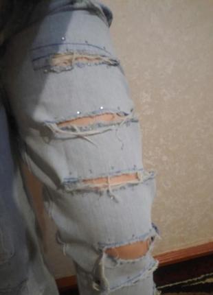 Класные рваные джинсы  / класні рвані джинси2 фото